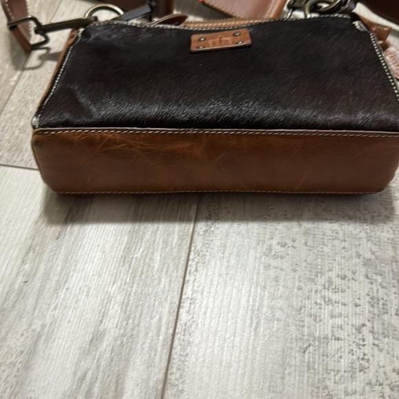 STS Ranchwear Cowhide Basic Bliss Lily Crossbody Purse - Picture 3 of 7